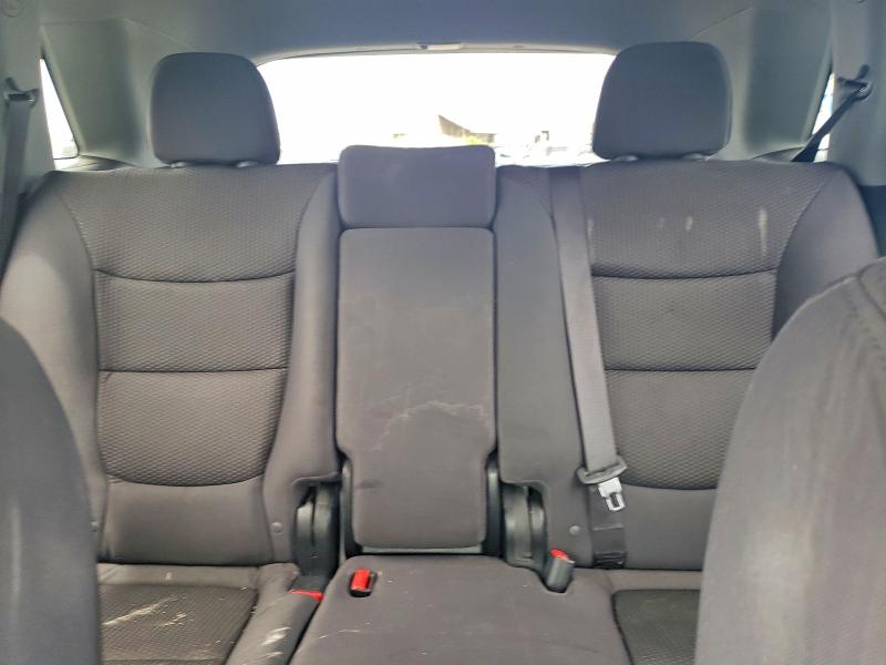 Photo 10 from auction – 2011 KIA SORENTO with VIN 5XYKT4A11BG114391