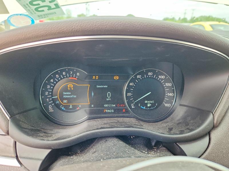 Photo 9 from auction – 2017 LINCOLN MKC with VIN 5LMCJ3C93HUL28550