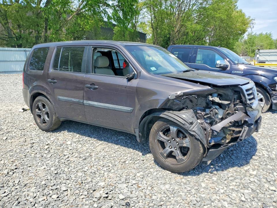 Zdjęcie 4 z aukcji – 2015 HONDA PILOT z VIN 5FNYF4H28FB003401