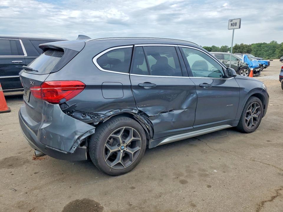 Photo 3 from auction – 2018 BMW X1 with VIN WBXHT3C3XJ5K24143
