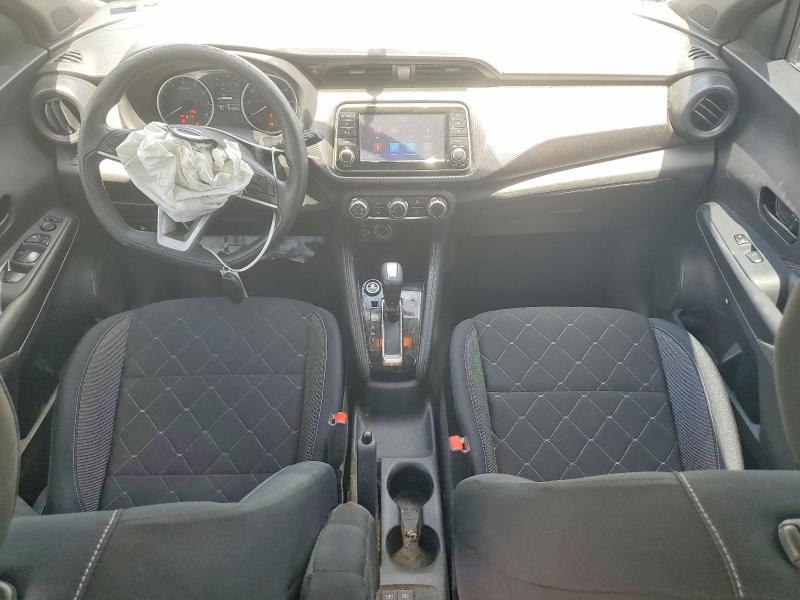 Photo 8 from auction – 2019 NISSAN KICKS with VIN 3N1CP5CU9KL537804