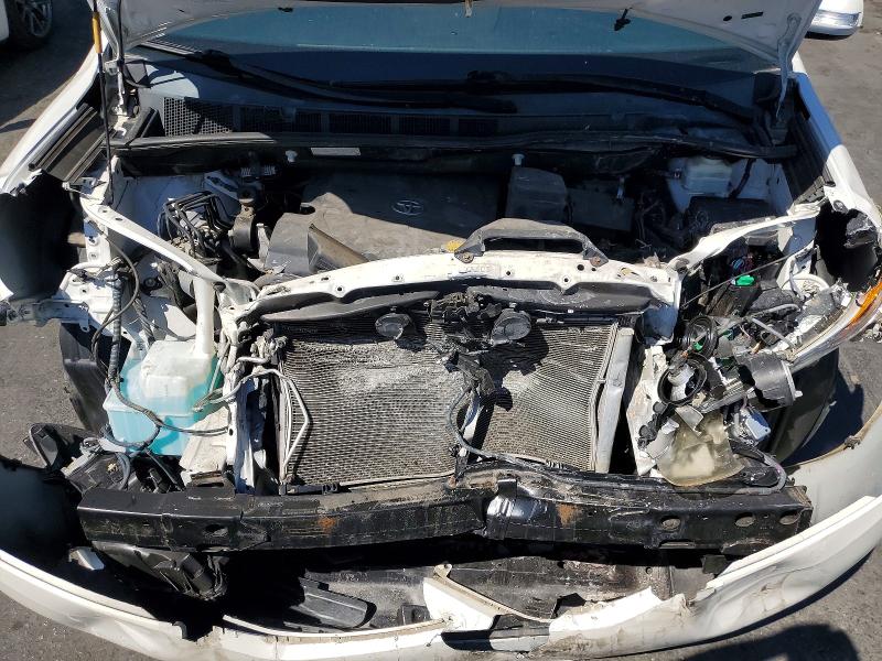 Photo 11 from auction – 2015 TOYOTA SIENNA with VIN 5TDDK3DC6FS108517