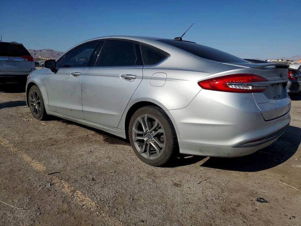 Photo 2 from auction – 2017 FORD FUSION with VIN 3FA6P0HD9HR413873