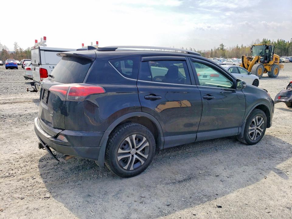 Photo 3 from auction – 2017 TOYOTA RAV4 with VIN 2T3BFREV4HW603010