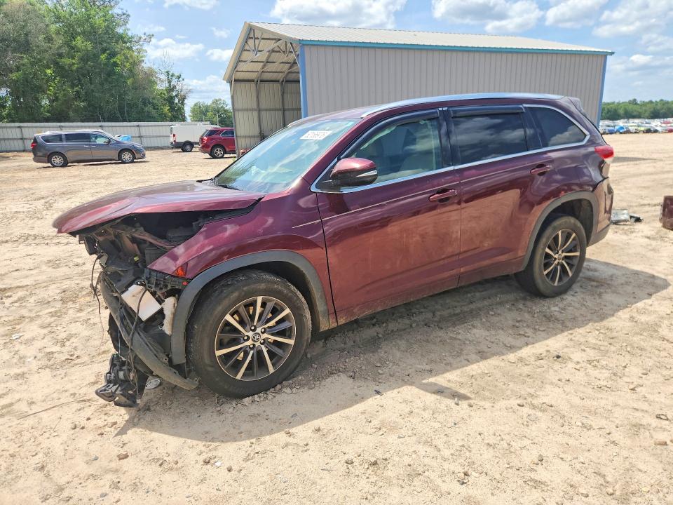 TOYOTA HIGHLANDER 2017 with VIN 5TDKZRFH4HS204809 - Photo from auction