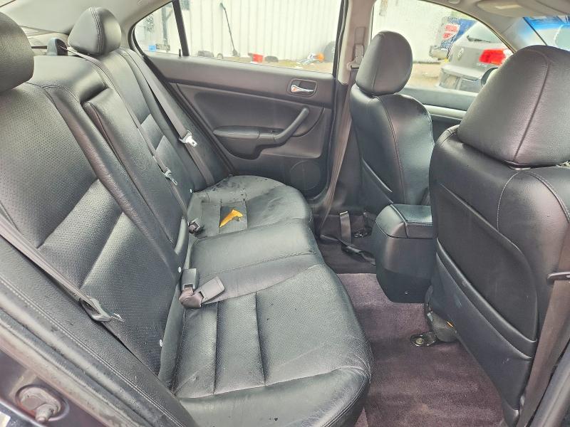 Photo 10 from auction – 2005 ACURA TSX with VIN JH4CL95875C016983