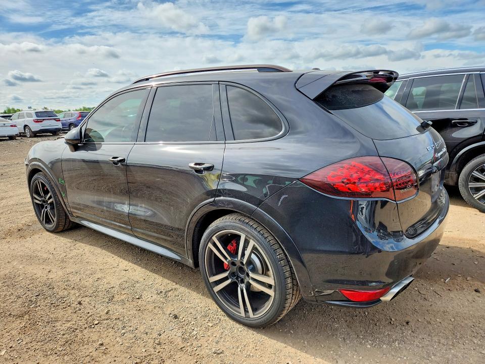 Photo 2 from auction – 2014 PORSCHE CAYENNE with VIN WP1AC2A23ELA87260