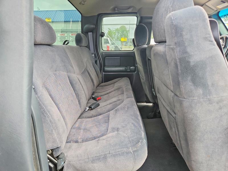 Photo 10 from auction – 2001 CHEVROLET SILVERADO with VIN 1GCEK19T21E119899