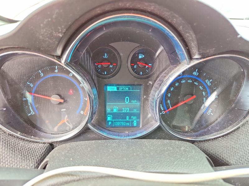 Photo 9 from auction – 2014 CHEVROLET CRUZE with VIN 1G1PE5SB4E7434473