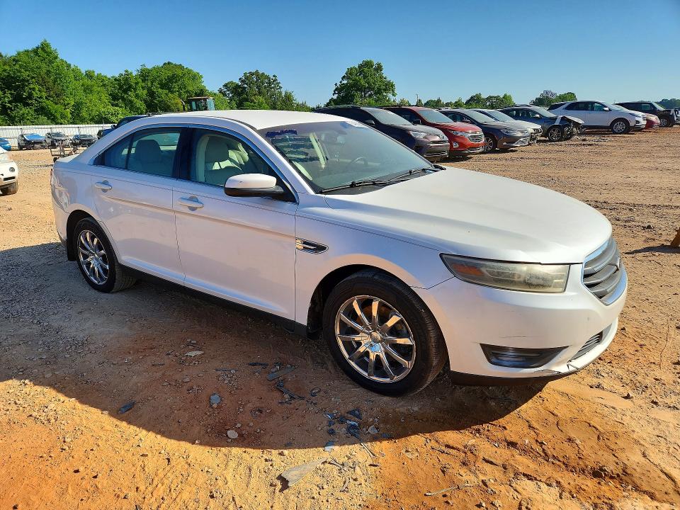 Photo 4 from auction – 2013 FORD TAURUS with VIN 1FAHP2E85DG149516