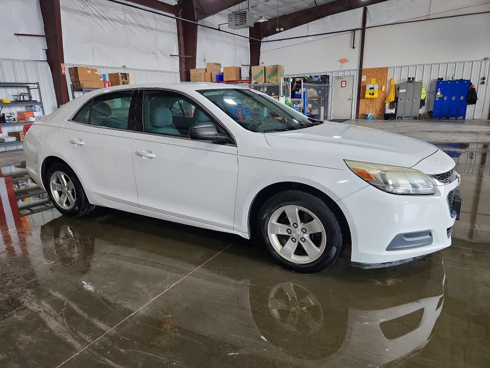 Photo 4 from auction – 2014 CHEVROLET MALIBU with VIN 1G11B5SL8EF142208
