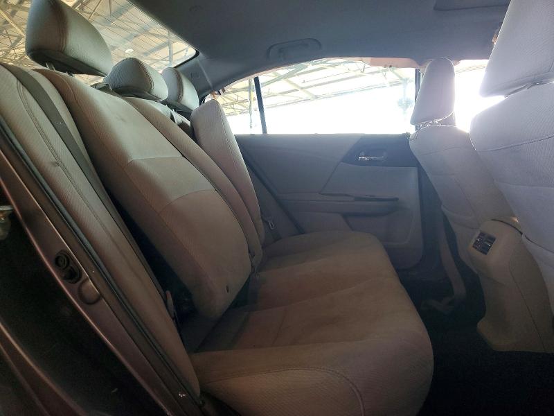 Photo 10 from auction – 2016 HONDA ACCORD with VIN 1HGCR2F77GA218199