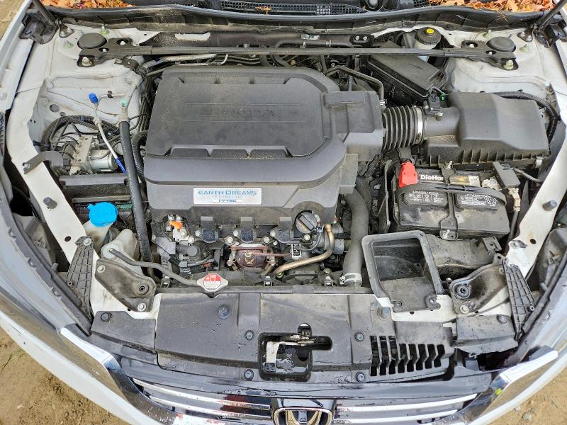 Photo 11 from auction – 2015 HONDA ACCORD with VIN 1HGCR3F80FA011795