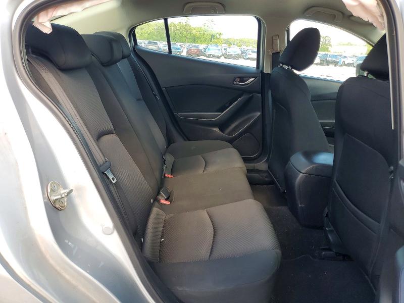 Photo 10 from auction – 2018 MAZDA 3 with VIN 3MZBN1U72JM177023