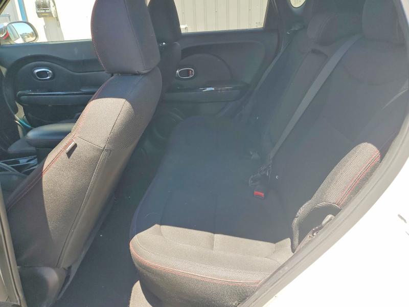 Photo 11 from auction – 2014 KIA SOUL with VIN KNDJP3A57E7021941