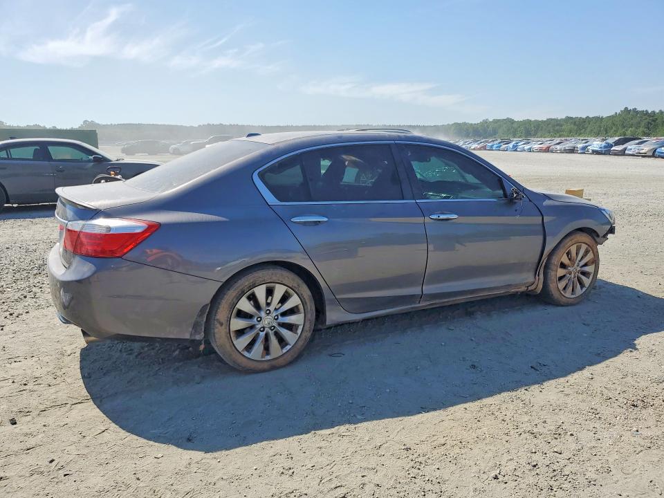 Photo 3 from auction – 2013 HONDA ACCORD with VIN 1HGCR2F85DA191217