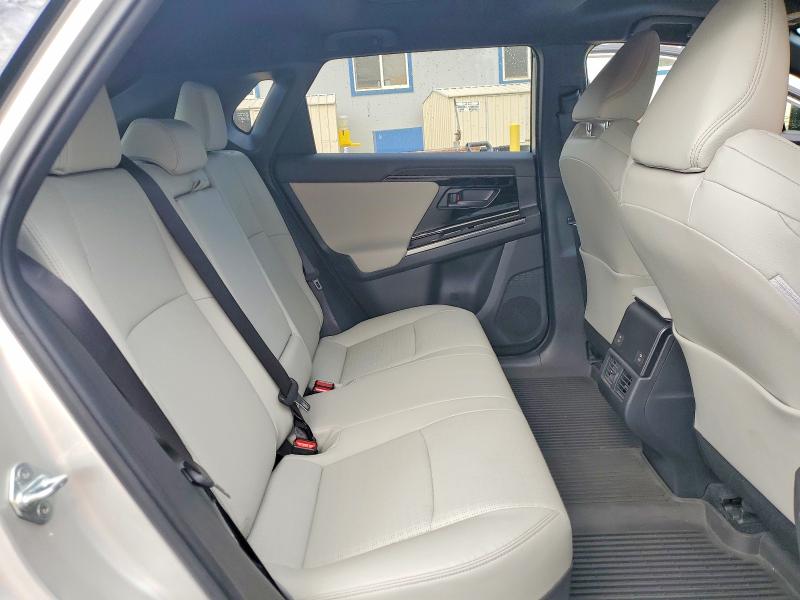 Zdjęcie 11 z aukcji – 2023 TOYOTA BZ4X z VIN JTMABACA8PA041649