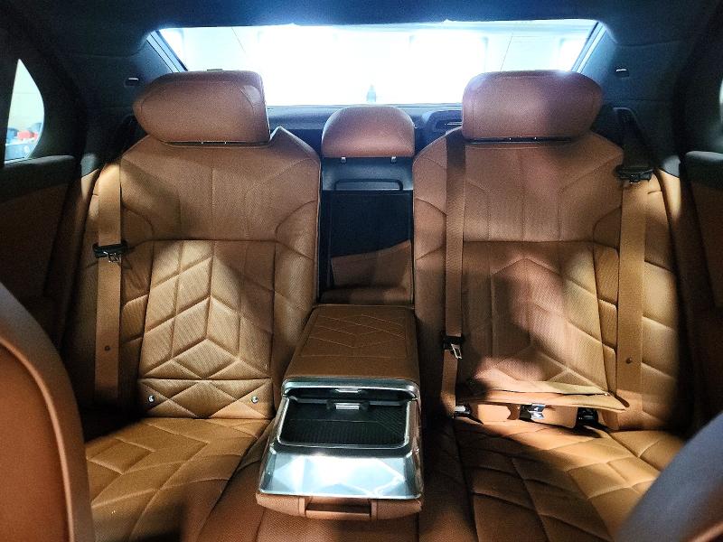 Photo 10 from auction – 2024 BMW I7 with VIN WBY53EJ09RCP73326