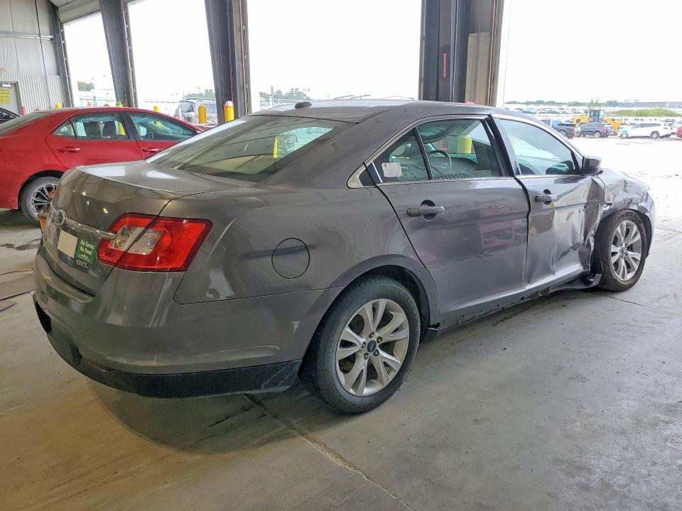 Photo 3 from auction – 2012 FORD TAURUS with VIN 1FAHP2EW3CG119900