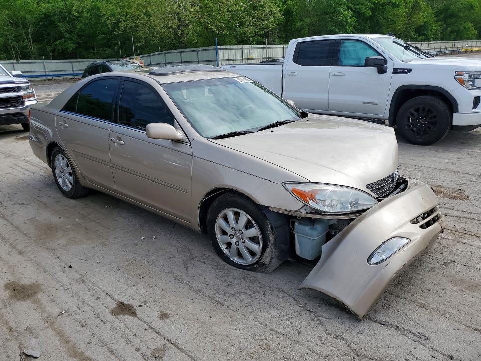 Photo 4 from auction – 2004 TOYOTA CAMRY with VIN 4T1BF30K04U074653