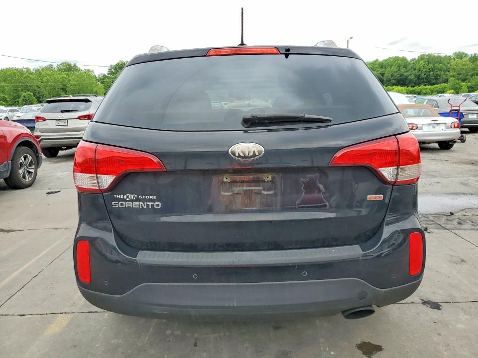 Foto 6 de la subasta – 2014 KIA SORENTO con VIN 5XYKT4A68EG491459