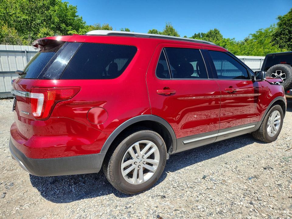Photo 3 from auction – 2016 FORD EXPLORER with VIN 1FM5K7D82GGD12942