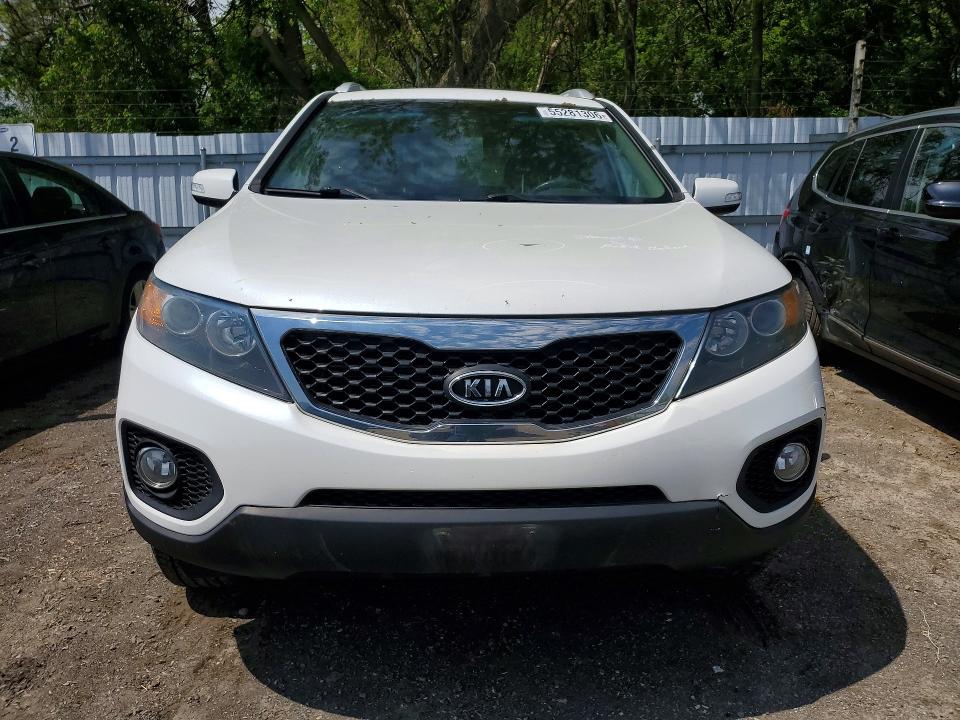 Photo 5 from auction – 2013 KIA SORENTO with VIN 5XYKT3A6XDG411023