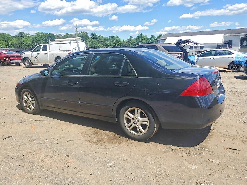 Photo 2 from auction – 2007 HONDA ACCORD with VIN JHMCM56357C013141