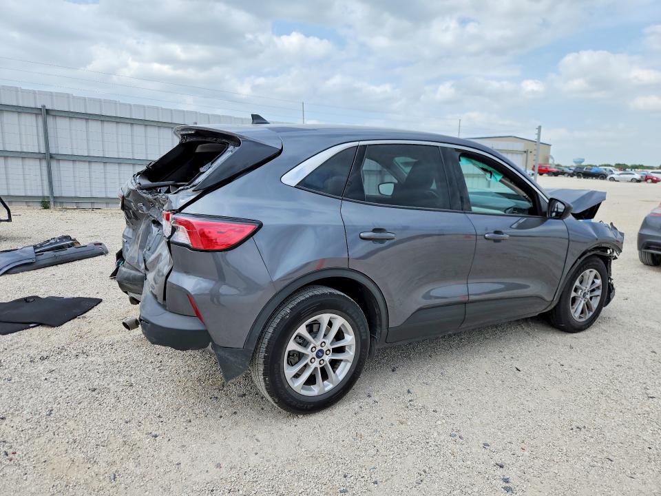 Photo 3 from auction – 2022 FORD ESCAPE with VIN 1FMCU0G66NUB34633