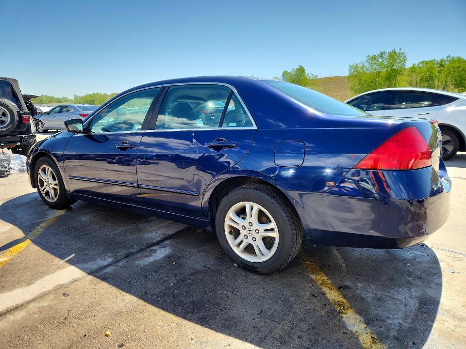 Photo 2 from auction – 2007 HONDA ACCORD with VIN 1HGCM56337A135401