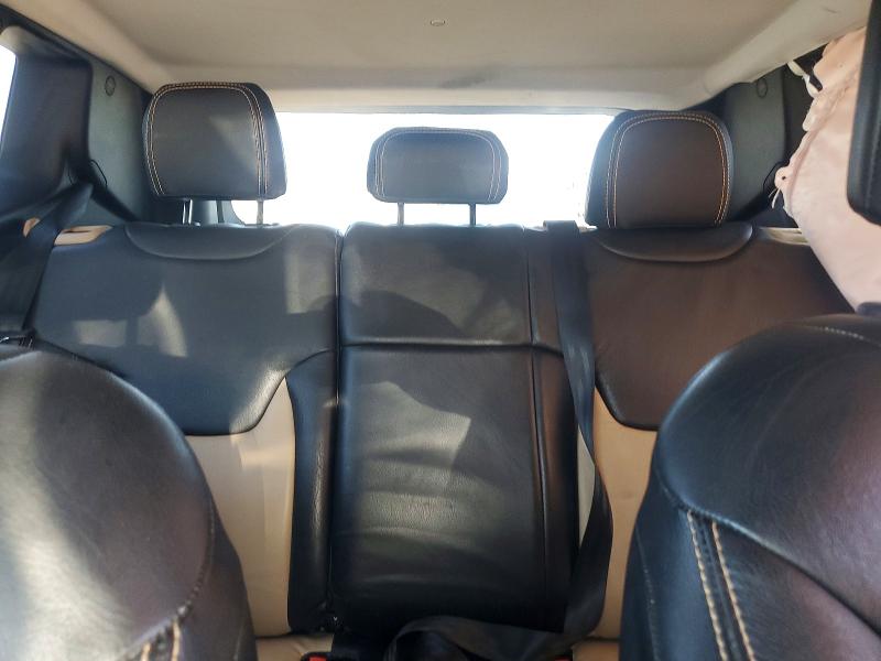Photo 10 from auction – 2016 JEEP RENEGADE with VIN ZACCJBBT8GPD37050