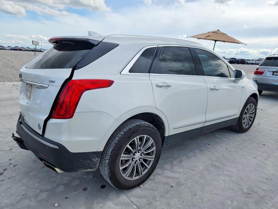Photo 3 from auction – 2018 CADILLAC XT5 with VIN 1GYKNCRS5JZ191860