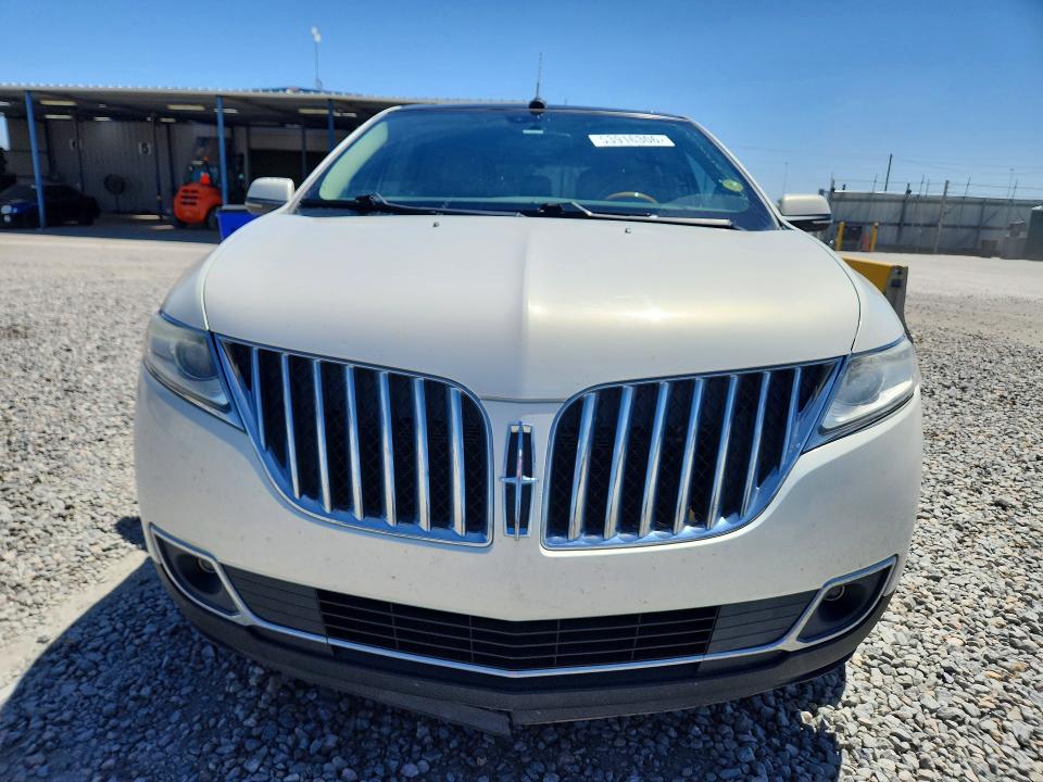 Фото 5 с аукциона – 2013 LINCOLN MKX с VIN 2LMDJ8JK3DBL26442