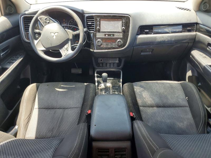 Photo 8 from auction – 2019 MITSUBISHI OUTLANDER with VIN JA4AD2A39KZ023105