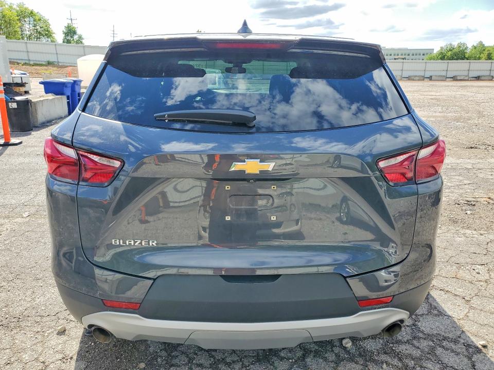 Photo 6 from auction – 2021 CHEVROLET BLAZER with VIN 3GNKBCRSXMS522374