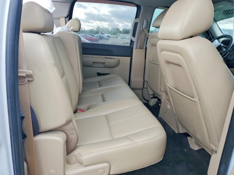Photo 10 from auction – 2010 CHEVROLET SILVERADO with VIN 3GCRKSE37AG154363