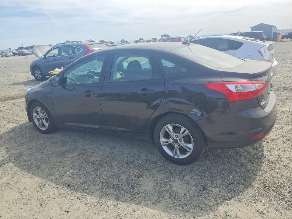 Photo 2 from auction – 2014 FORD FOCUS with VIN 1FADP3F22EL321203