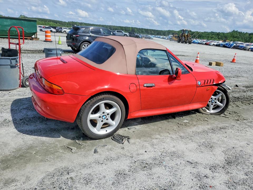 Photo 3 from auction – 1998 BMW Z3 with VIN 4USCJ3323WLC12727