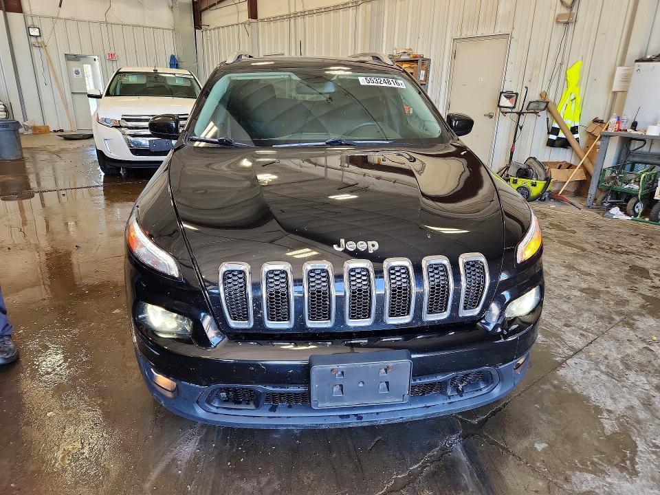 Photo 5 from auction – 2017 JEEP CHEROKEE with VIN 1C4PJLCB2HW616799