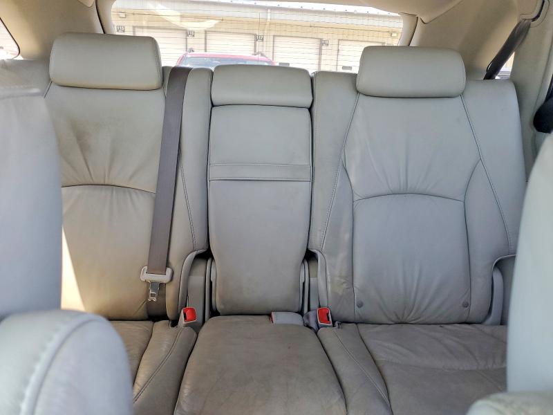 Photo 10 from auction – 2006 LEXUS RX with VIN 2T2HA31UX6C101866