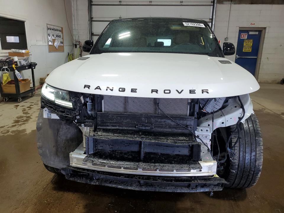 Снимка 5 от търг – 2024 LAND ROVER RANGE ROVER SPORT с VIN SAL1L9FU3RA174137