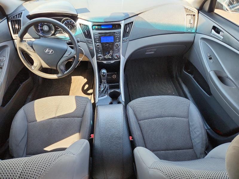 Photo 8 from auction – 2012 HYUNDAI SONATA with VIN 5NPEB4AC7CH361362