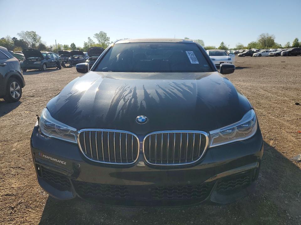 Photo 5 from auction – 2016 BMW 750 with VIN WBA7F2C57GG417212