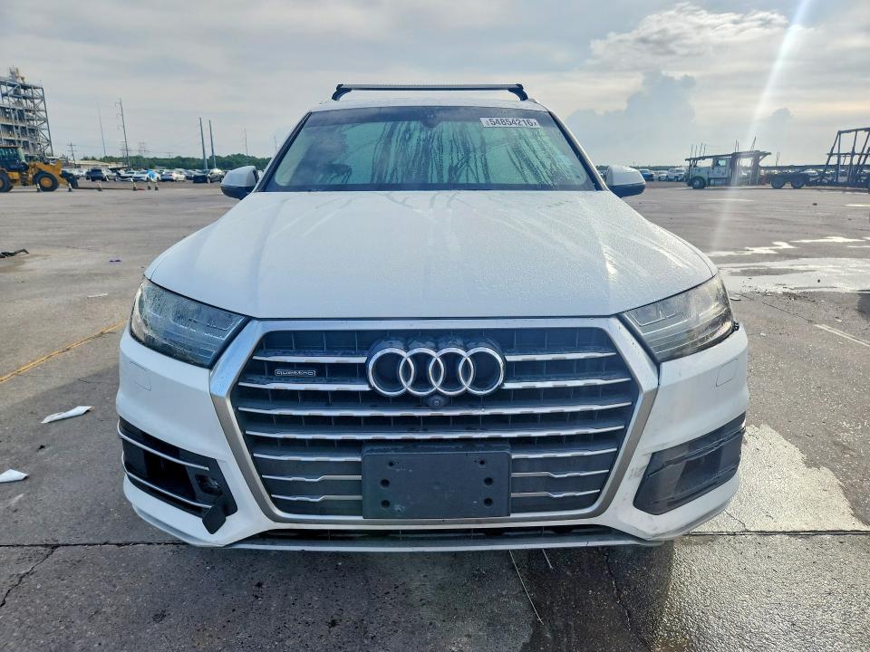 Photo 5 from auction – 2017 AUDI Q7 with VIN WA1LAAF78HD044461