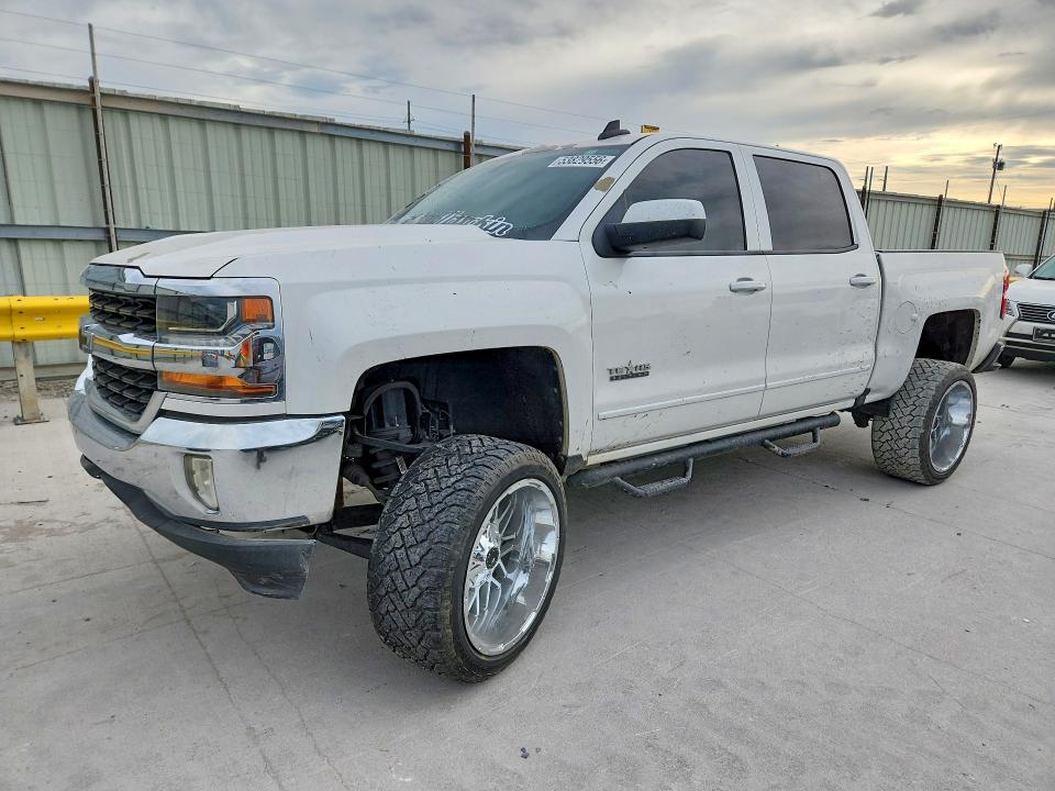 CHEVROLET SILVERADO 2017 with VIN 3GCPCRECXHG110445 - Photo from auction