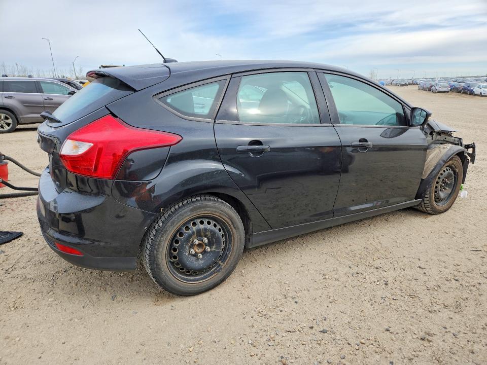 Photo 3 from auction – 2014 FORD FOCUS with VIN 1FADP3K20EL338135