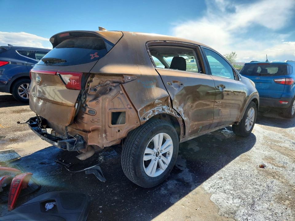 Photo 3 from auction – 2017 KIA SPORTAGE with VIN KNDPMCAC1H7265784
