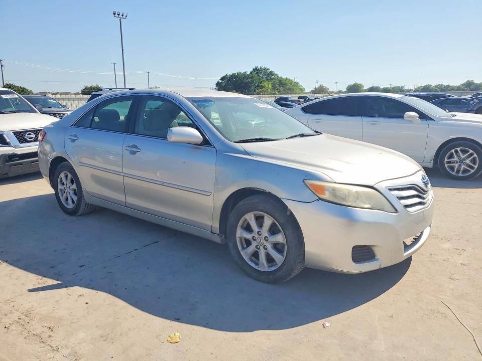 Photo 4 from auction – 2011 TOYOTA CAMRY with VIN 4T1BF3EK6BU137700