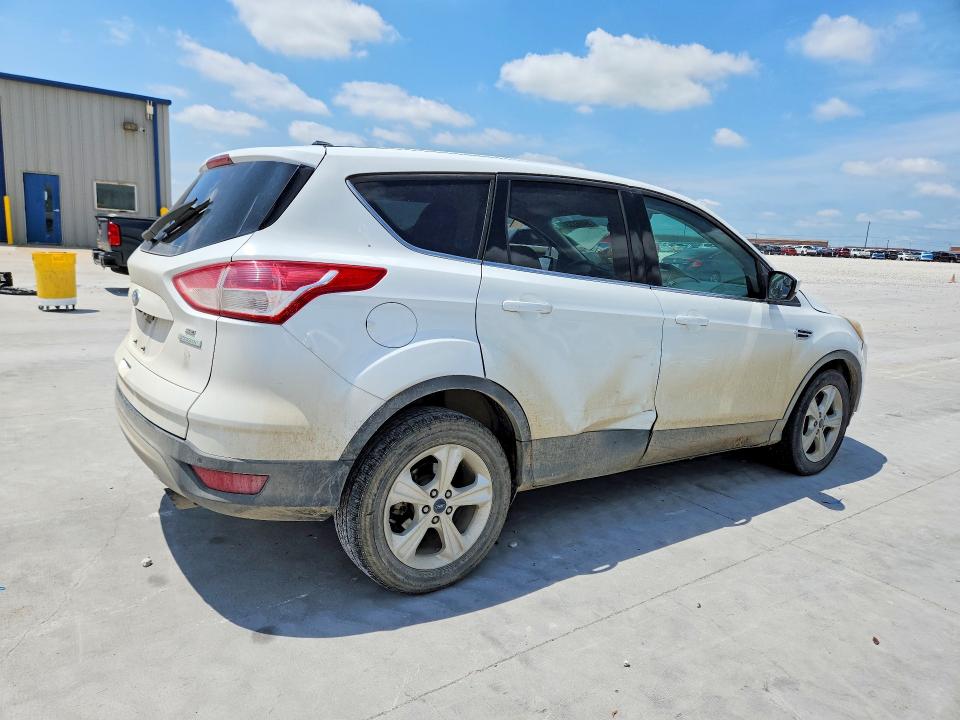 Zdjęcie 3 z aukcji – 2014 FORD ESCAPE z VIN 1FMCU0GX3EUC31930