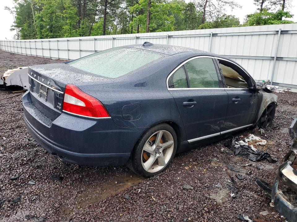 Photo 3 from auction – 2010 VOLVO S80 with VIN YV1992AH3A1131734